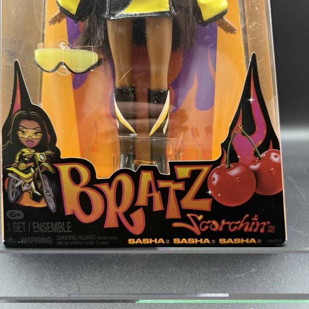 BRATZ 2025 Scorchin' SASHA Doll Limited Edition NEW!!🔥 Yellow Outfit & Shades